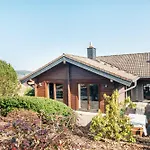 Landhaus-eifelhoehe Holiday home *