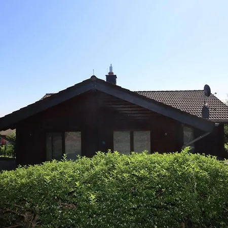 Landhaus-eifelhoehe Semesterbostad