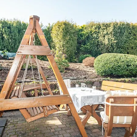 Holiday home Landhaus-eifelhoehe Schuller
