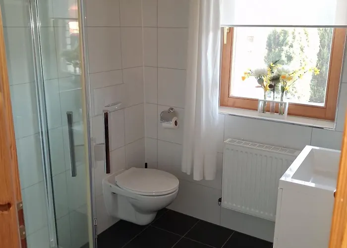 Landhaus-eifelhoehe Semesterbostad *